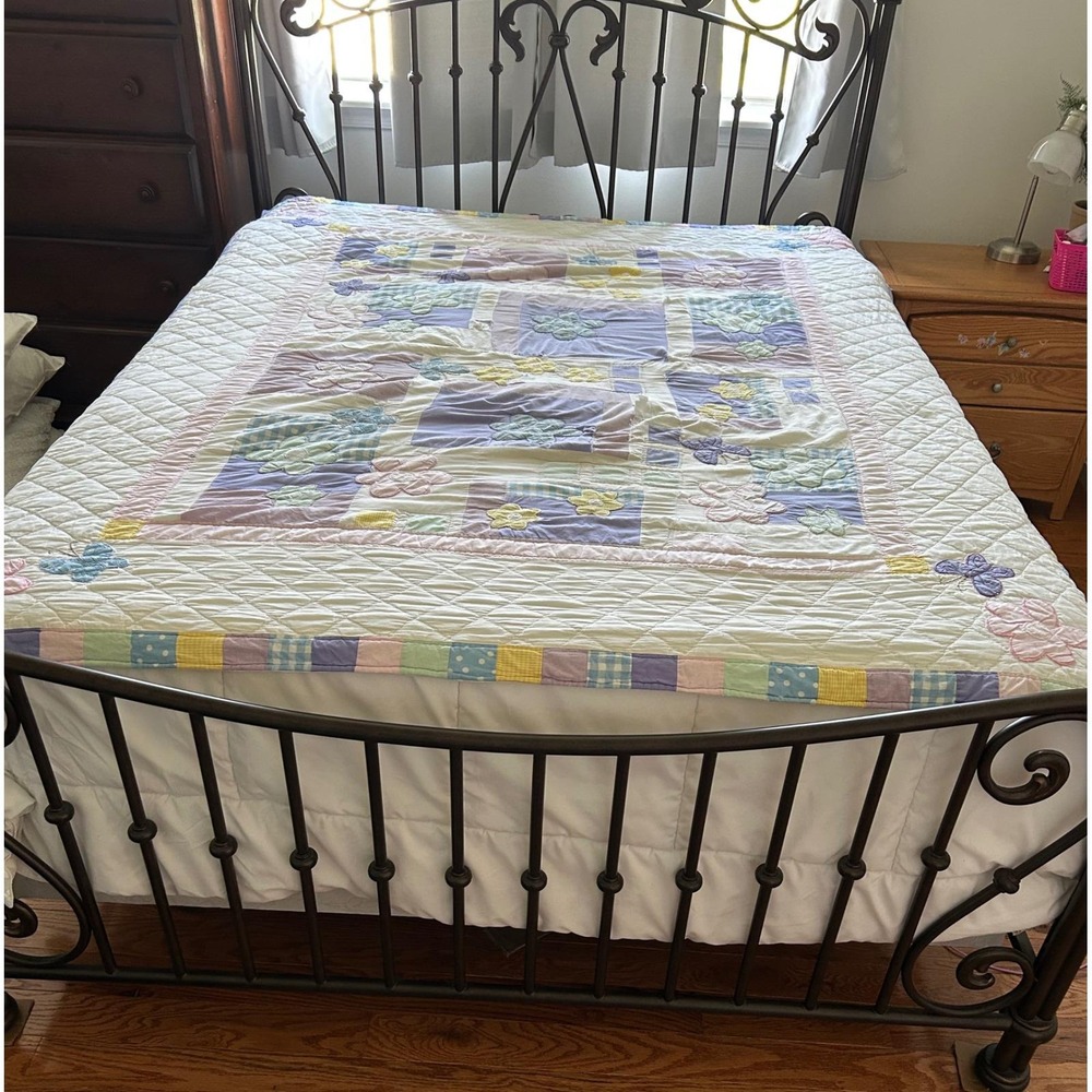 Vintage Butterfly Floral Patchwork Quilt Pastel Cottagecore Distressed Cutter